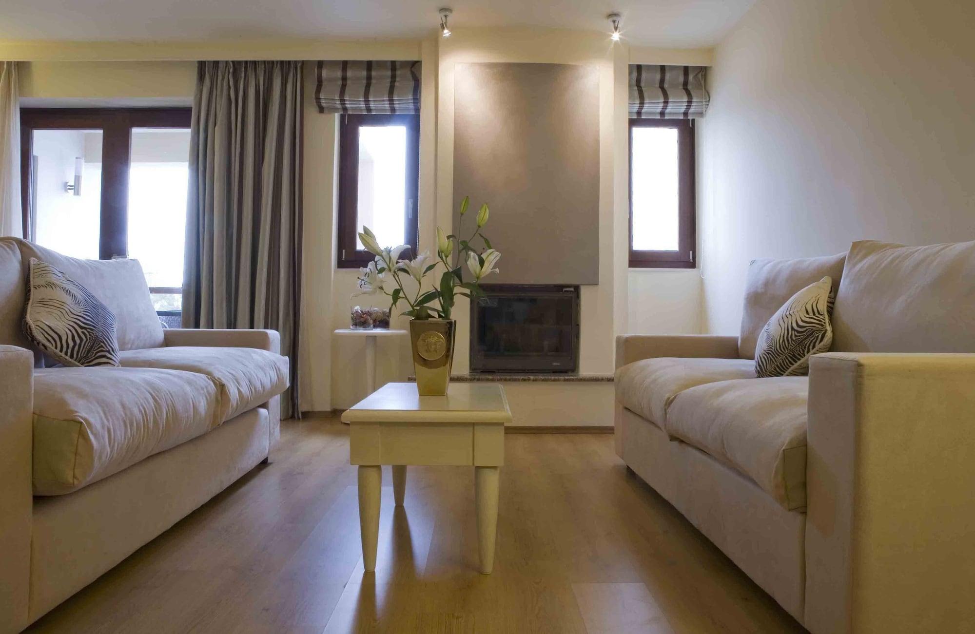 Valis Resort Hotel Volos Ngoại thất bức ảnh A living room