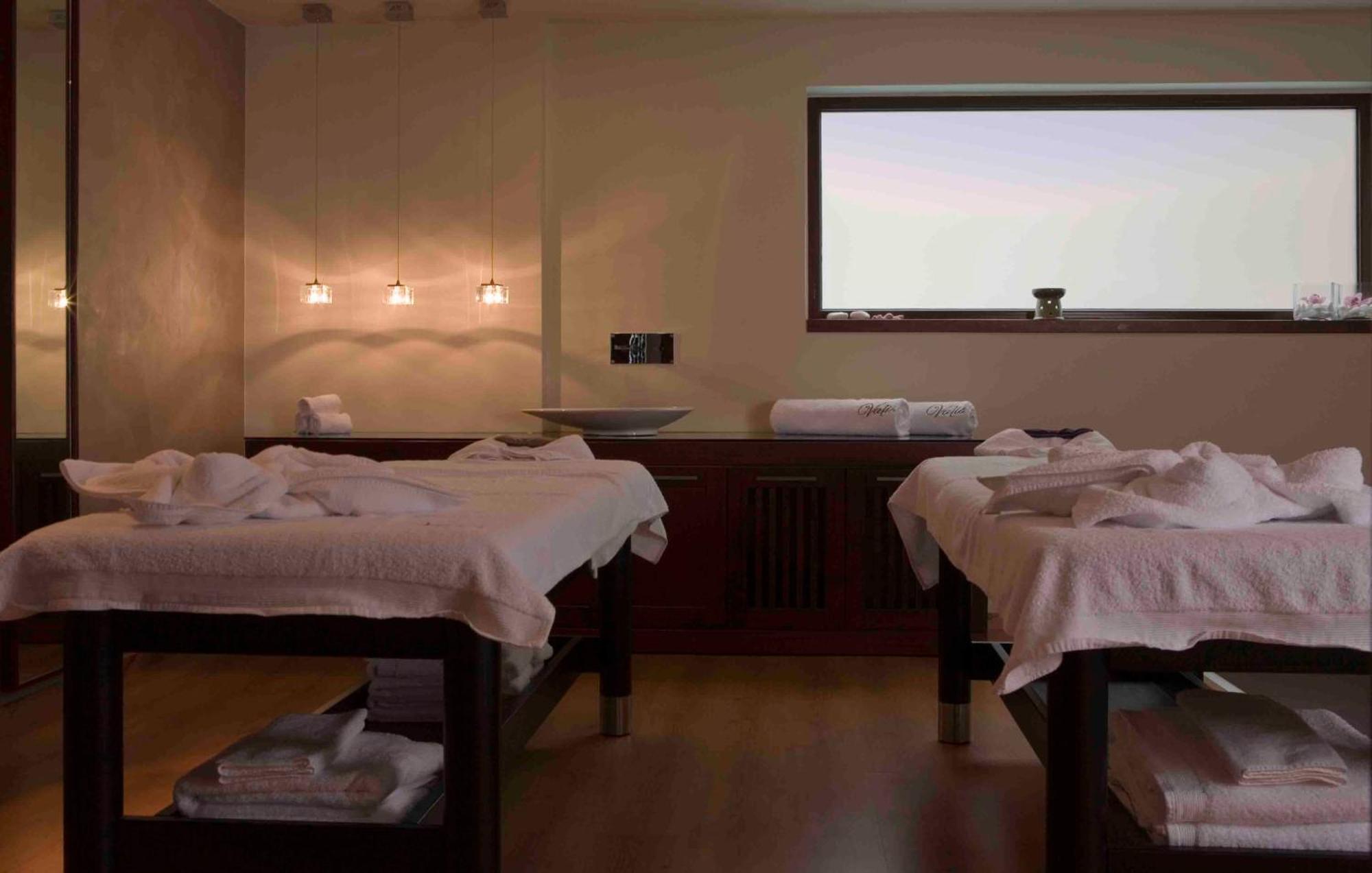 Valis Resort Hotel Volos Ngoại thất bức ảnh Massage beds