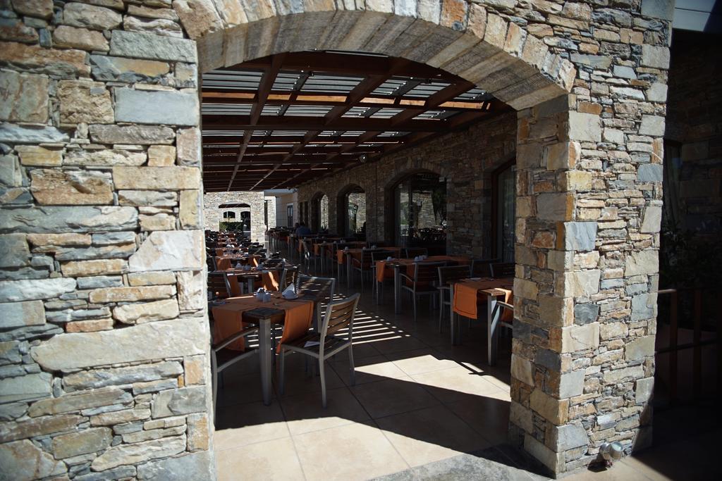 Valis Resort Hotel Volos Ngoại thất bức ảnh The interior of the restaurant